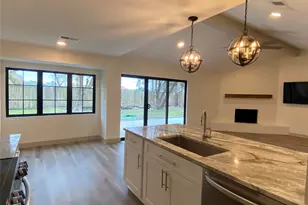 23034 Spring Willow Dr, Tomball, TX 77375 - Photo 3
