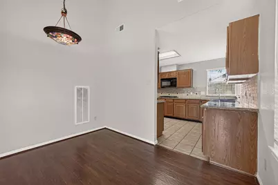 2922 Cotton Stock Drive, Sugar Land, TX 77479 - Photo 9