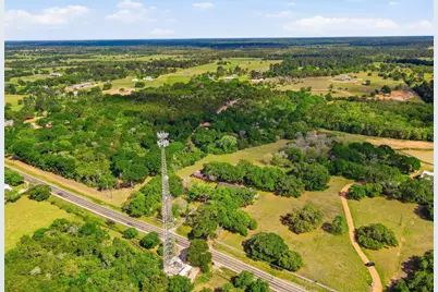 214 Fm 109, New Ulm, TX 78950 - Photo 5