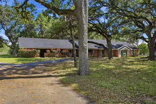 214 FM109, New Ulm, TX 78950 - Photo 7