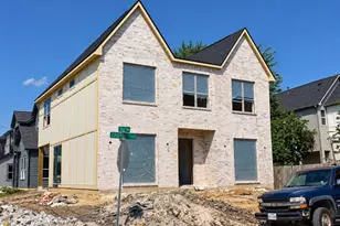 819 E 33rd St, Houston, TX 77022 - Photo 1