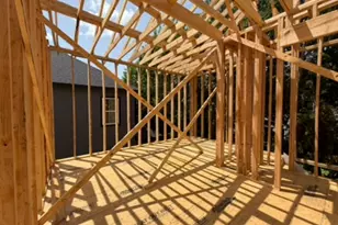 819 E 33rd St, Houston, TX 77022 - Photo 7