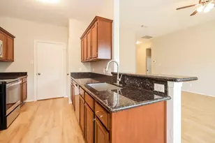 32103 Sue Ln, Pinehurst, TX 77362 - Photo 7
