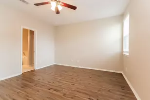 32103 Sue Ln, Pinehurst, TX 77362 - Photo 9