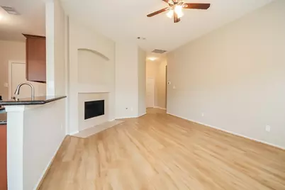32103 Sue Lane, Pinehurst, TX 77362 - Photo 5