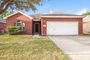 32103 Sue Ln, Pinehurst, TX 77362 - Photo 1