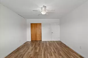 140 Bay Ridge Dr, Beach City, TX 77523 - Photo 23
