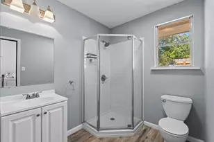 140 Bay Ridge Dr, Beach City, TX 77523 - Photo 17