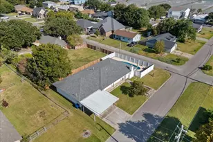 140 Bay Ridge Dr, Beach City, TX 77523 - Photo 29