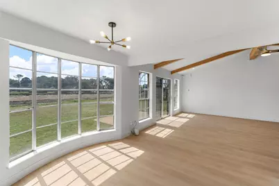 5607 Arncliffe Drive, Houston, TX 77088 - Photo 9