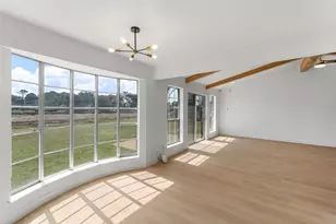 5607 Arncliffe Dr, Houston, TX 77088 - Photo 9