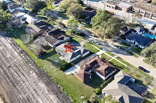 5607 Arncliffe Dr, Houston, TX 77088 - Photo 33