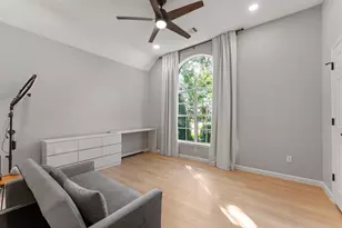 31 Canoe Birch Pl, The Woodlands, TX 77382 - Photo 13