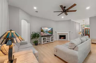 31 Canoe Birch Pl, The Woodlands, TX 77382 - Photo 5