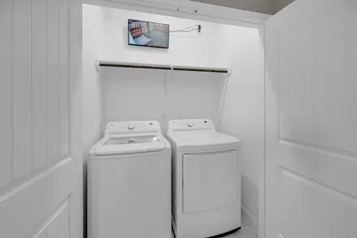 5807 Southmund Street #B, Houston, TX 77033 - Photo 13