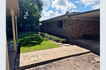 613 Southside Drive, Angleton, TX 77515 - Photo 39