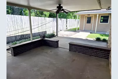 613 Southside Drive, Angleton, TX 77515 - Photo 31