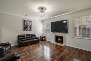 9211 Memorial Grove Dr, Spring, TX 77379 - Photo 9