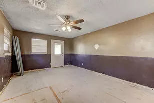 2805 N Houston Dr, La Marque, TX 77568 - Photo 31