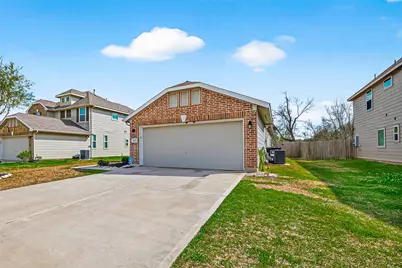 6027 Prince Place Drive, Rosenberg, TX 77471 - Photo 3