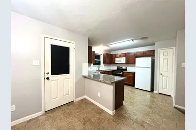 6415 Mountain Pines Lane, Katy, TX 77449 - Photo 9