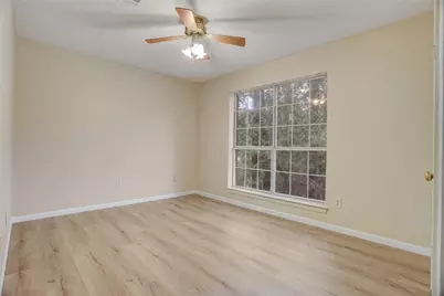 10 E Trillium Circle, The Woodlands, TX 77381 - Photo 25