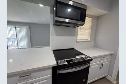 9550 Deering Drive #210, Houston, TX 77036 - Photo 9
