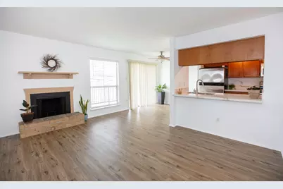 18515 Egret Bay Boulevard #803, Houston, TX 77058 - Photo 3