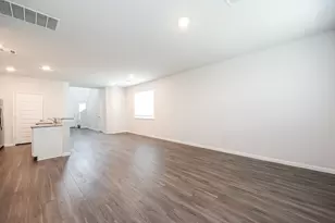 911 Imperial Heights Dr, Houston, TX 77073 - Photo 13