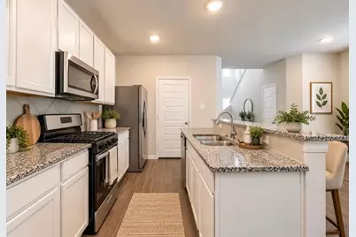 911 Imperial Heights Drive, Houston, TX 77073 - Photo 13