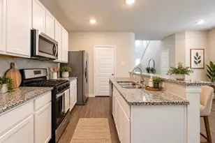 911 Imperial Heights Dr, Houston, TX 77073 - Photo 11