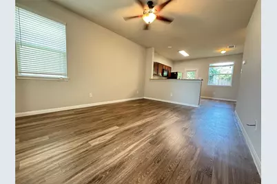 5842 Adelaide River Drive, Katy, TX 77449 - Photo 9