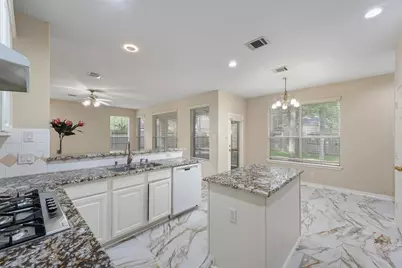 91 S Downy Willow Circle, The Woodlands, TX 77382 - Photo 9