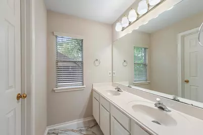 91 S Downy Willow Circle, The Woodlands, TX 77382 - Photo 21