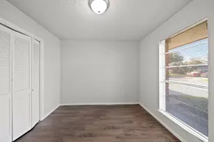 13719 Southline Rd, Houston, TX 77498 - Photo 5