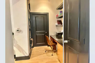 1901 Post Oak Boulevard #3606, Houston, TX 77056 - Photo 9