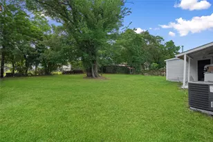 1722 Caspersen Dr, Jacinto City, TX 77029 - Photo 21