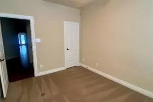 1306 Dian St, Houston, TX 77008 - Photo 9