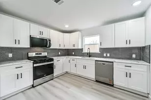 3853 Wentworth St, Houston, TX 77004 - Photo 11