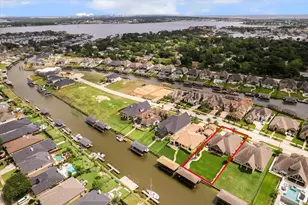 628 Appia Dr, Kemah, TX 77565 - Photo 47