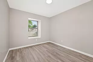 2031 Woodhue Dr, Spring, TX 77386 - Photo 29