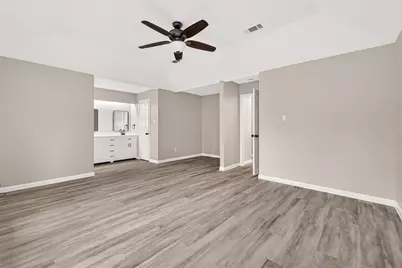 2031 Woodhue Drive, Spring, TX 77386 - Photo 35