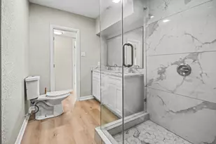 4805 Alamo Dr, Galveston, TX 77551 - Photo 15