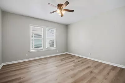 4805 Alamo Drive, Galveston, TX 77551 - Photo 23