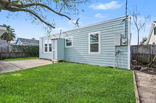 4805 Alamo Dr, Galveston, TX 77551 - Photo 29