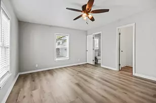4805 Alamo Dr, Galveston, TX 77551 - Photo 13