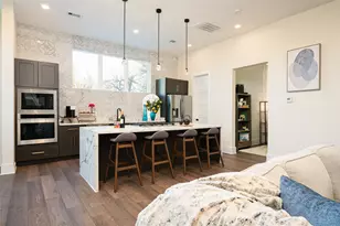 917 Thompson St, Houston, TX 77007 - Photo 47