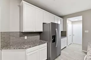 30626 Country Meadows Dr, Tomball, TX 77375 - Photo 17