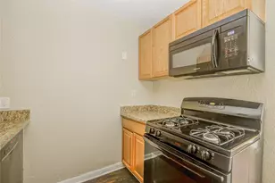 212 Winding Way St, Lake Jackson, TX 77566 - Photo 7