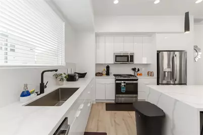 3410 Baer Street #C, Houston, TX 77020 - Photo 17